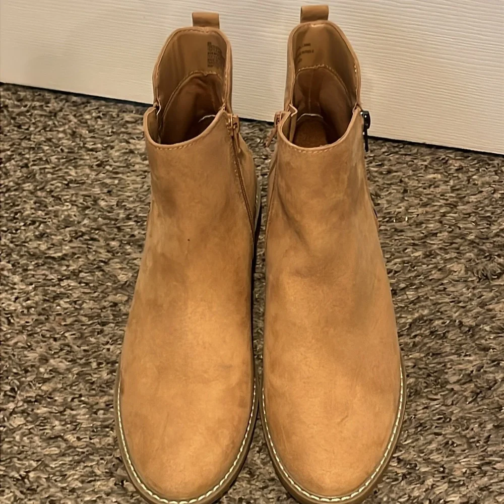 Universal Threads Booties - Picture 4 of 5